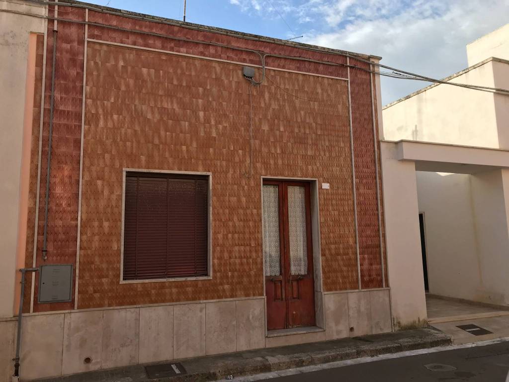 Casa indipendente a San pietro vernotico in Via Duca degli Abruzzi, 20 - Foto 3