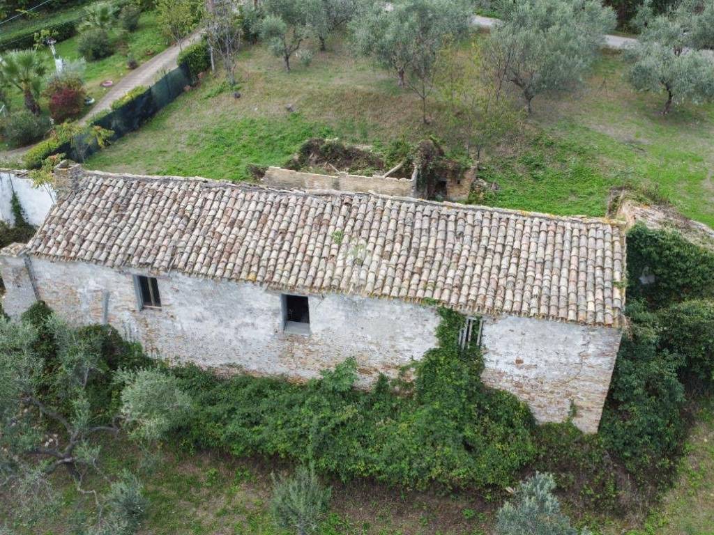 Rustico / casale a Roseto degli abruzzi in Contrada Padune, 15 - Foto 2