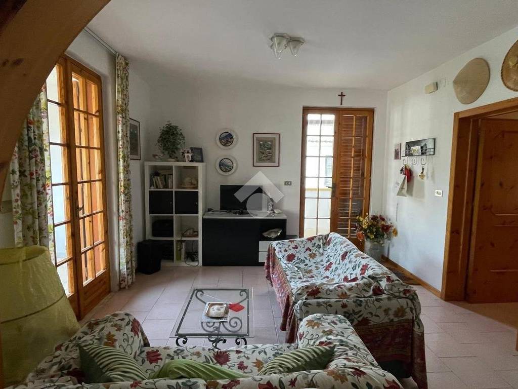 Casa indipendente a Taviano in Via riccione - Foto 5