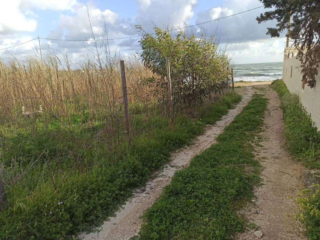 Terreno a Pachino in Delle Arti S.N.C. - Foto 3