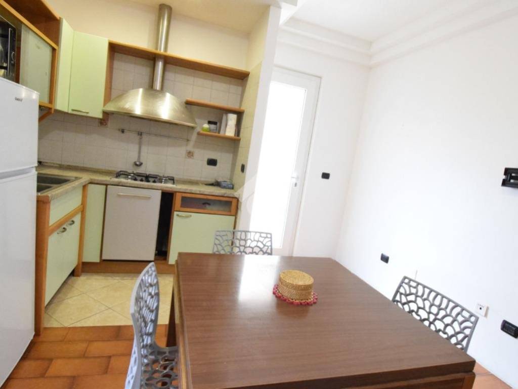 Appartamento a Riccione in Viale Scrivia, 6 - Foto 4