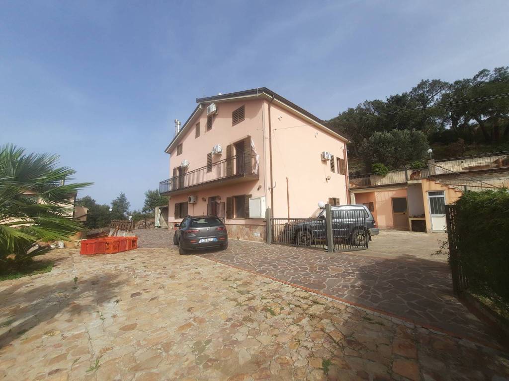 Villa a Pollina in SP25 - Foto 2