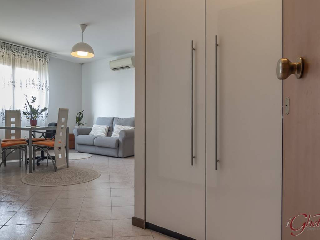 Appartamento a Cento in Via Luigi Galvani, 5 - Foto 2