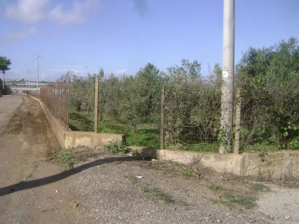 Terreno a Pachino in Strada Pozzilli, 1 - Foto 2