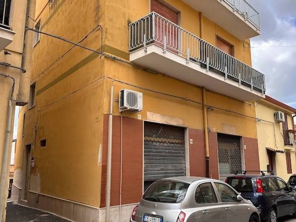 Palazzo / stabile a Noto in Via Giovanni Aurispa, 218 - Foto 2