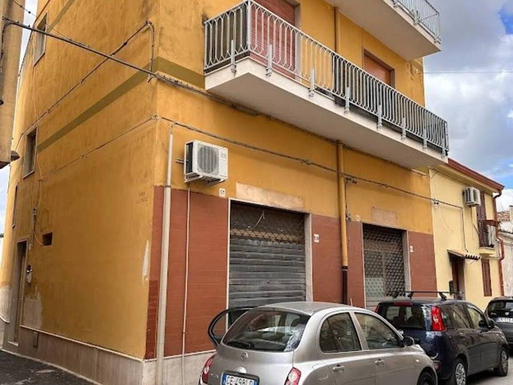 Palazzo / stabile a Noto in Via Giovanni Aurispa, 218 - Foto 3