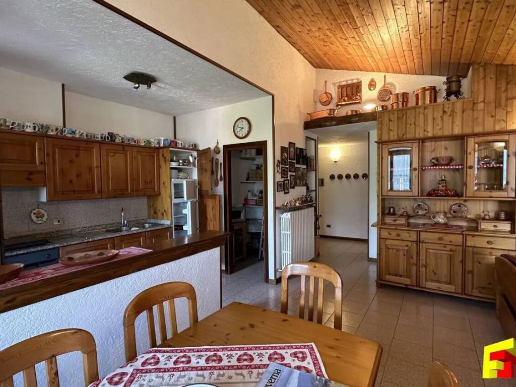 Appartamento a Cassina valsassina in Viale Delle Grigne, 65 - Foto 4