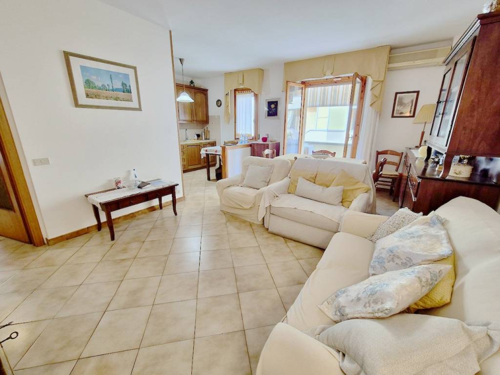 Appartamento a Castagneto carducci in Via delle Lungagnole - Foto 4