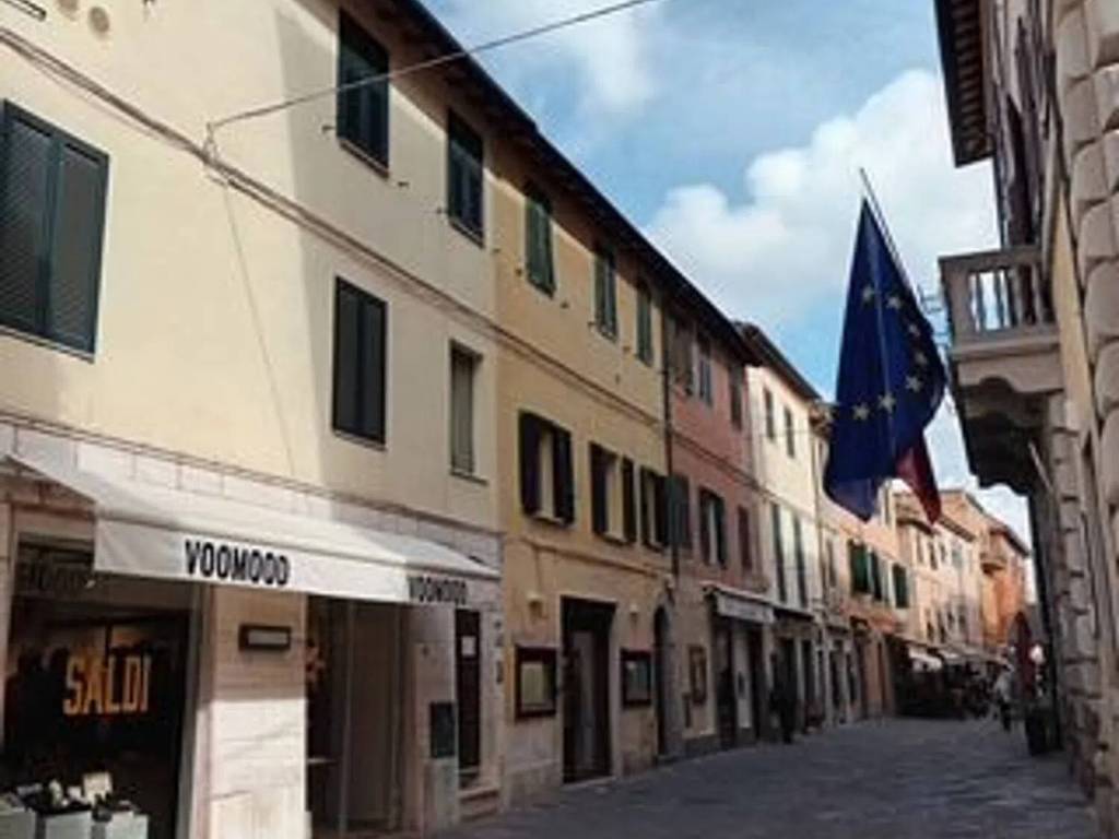 Appartamento a Orbetello in Piazza Del Duomo - Foto 4