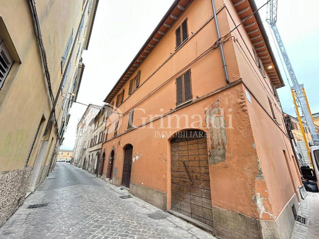 Appartamento a Jesi in VIA XX SETTEMBRE , 0 - Foto 2
