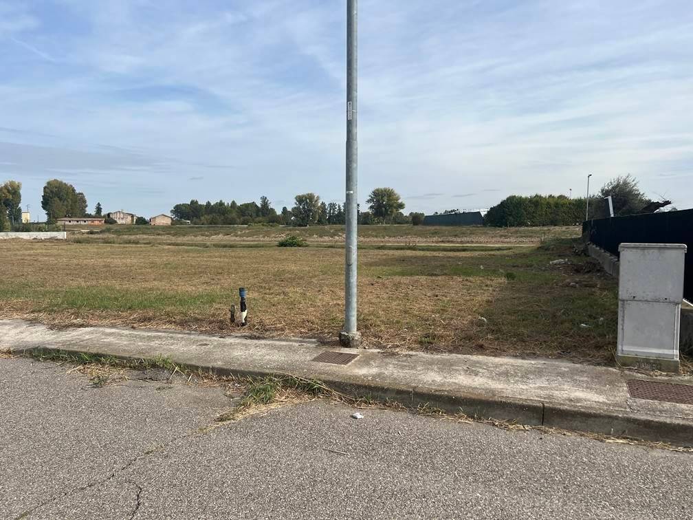 Terreno a Roncoferraro - Foto 2