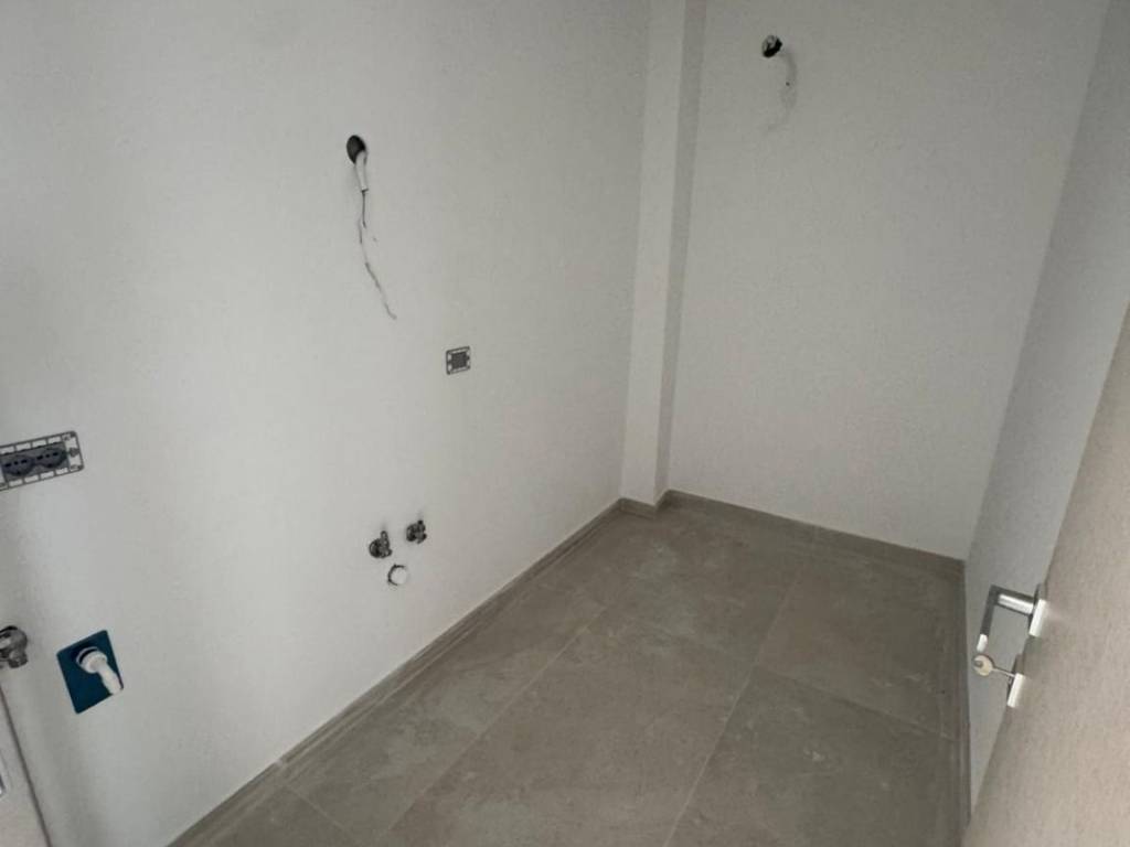 Appartamento a Marcianise in Via Gian Battista Novelli - Foto 5