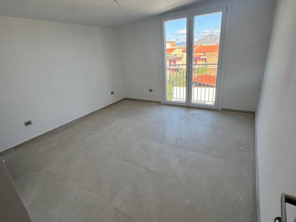Appartamento a Marcianise in Via Gian Battista Novelli - Foto 5