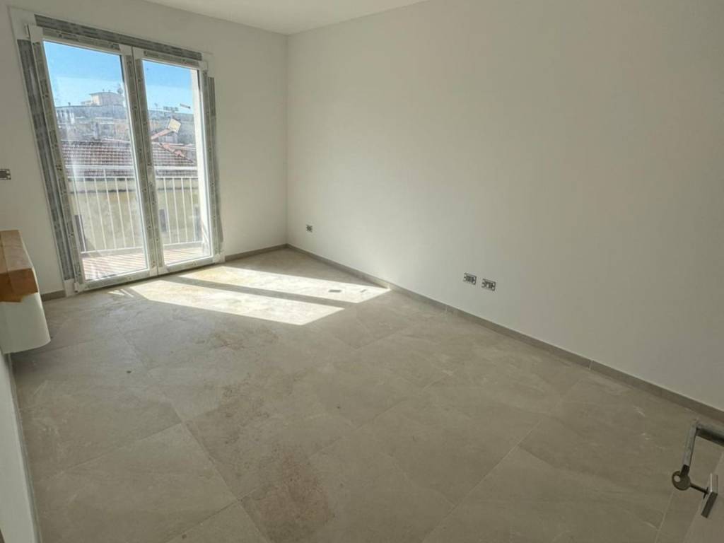 Appartamento a Marcianise in Via Gian Battista Novelli - Foto 5