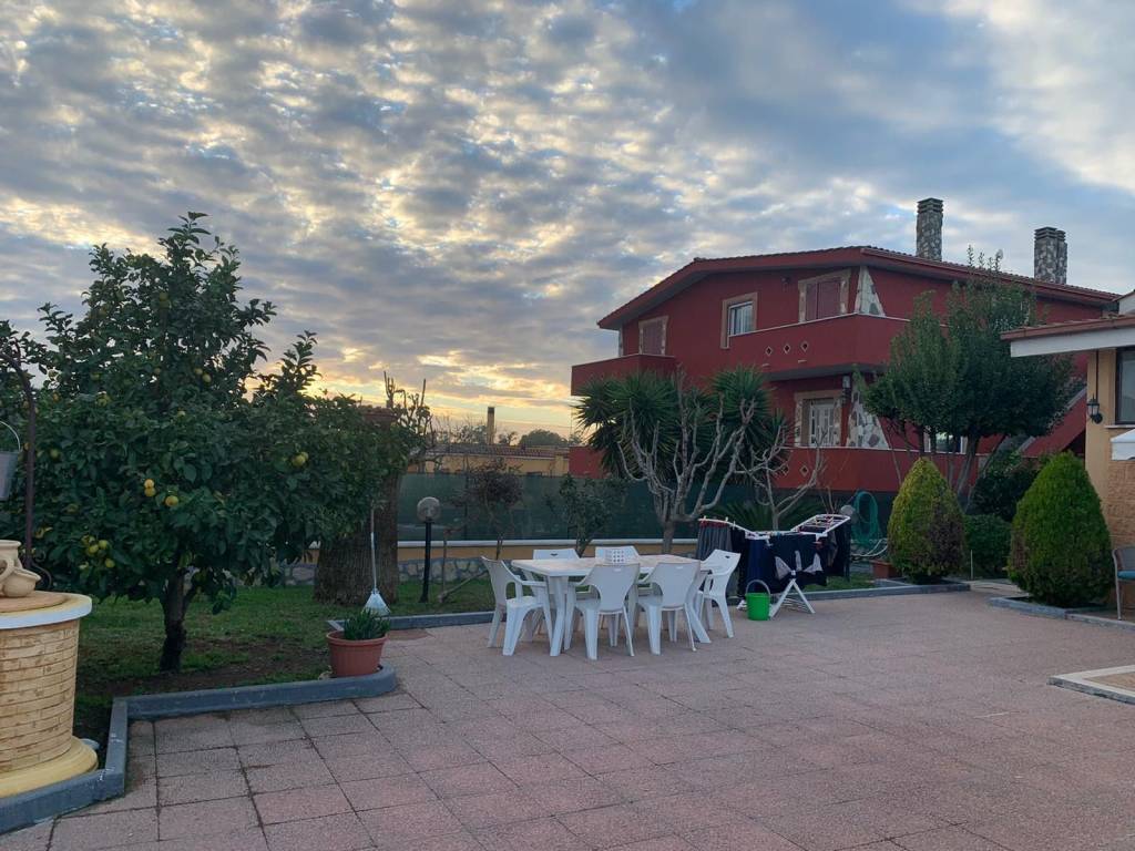 Villa a Aprilia - Foto 2