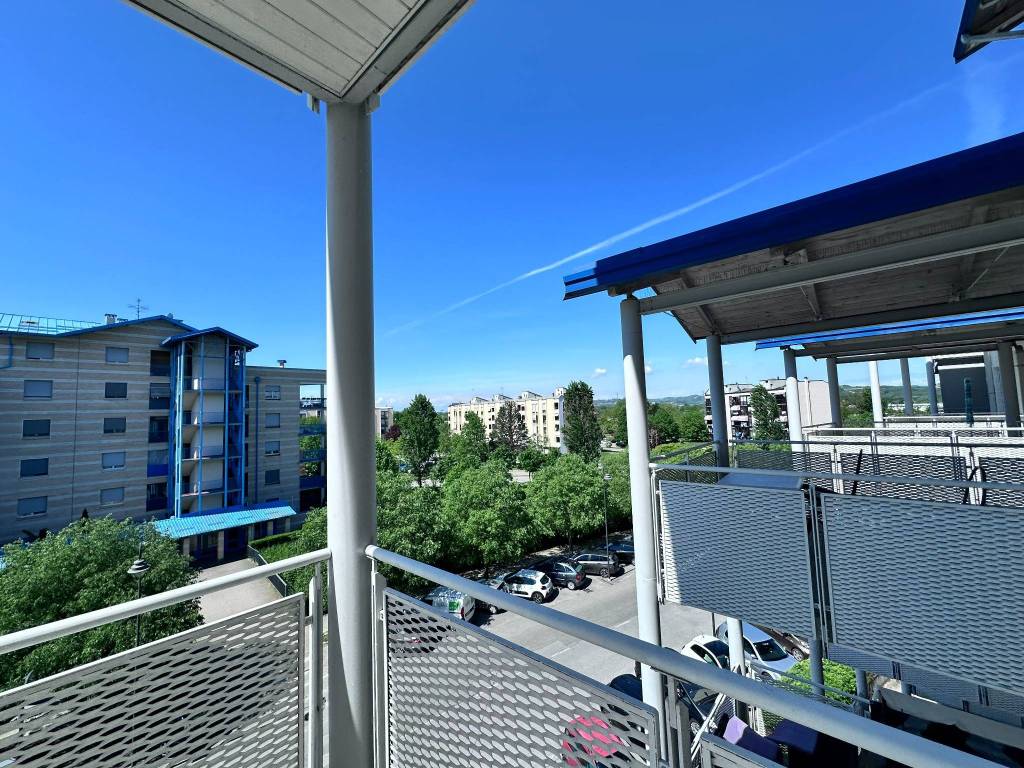 Appartamento a Alba in Viale Piero Masera, 49 - Foto 4