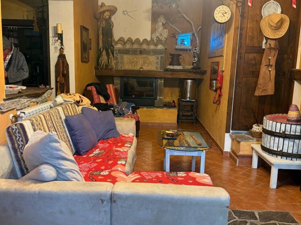 Villa a Monterosi in Via Domenico Placidi, 6 - Foto 3