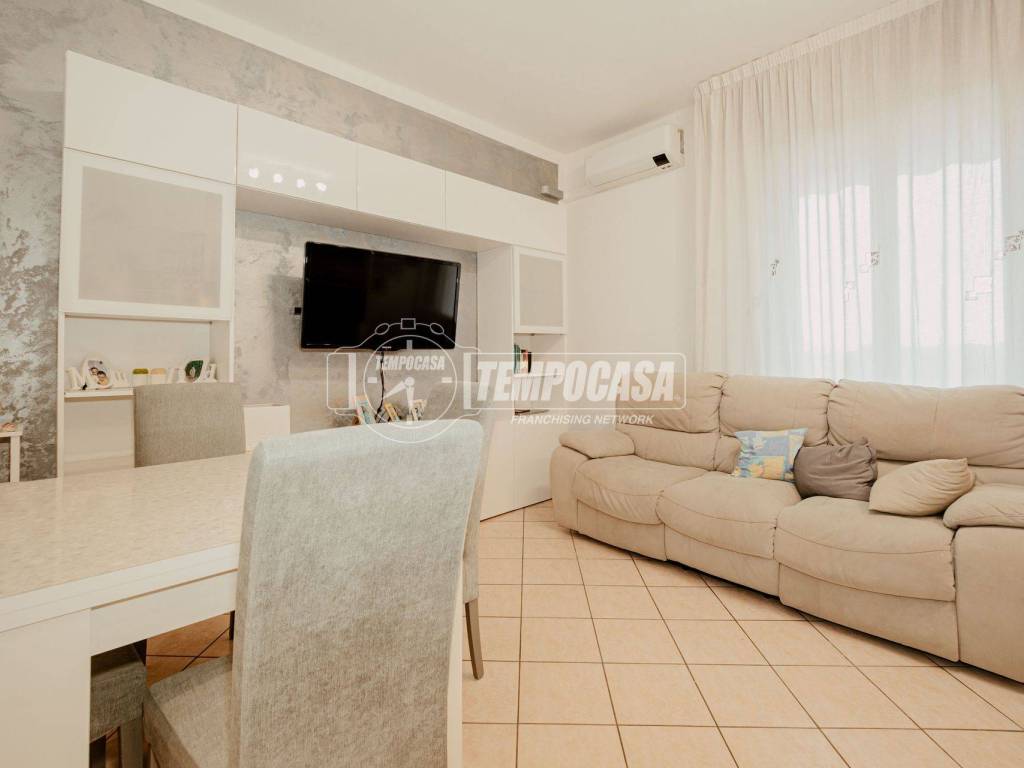 Appartamento a Vigevano in Via Aguzzafame 54 - Foto 2