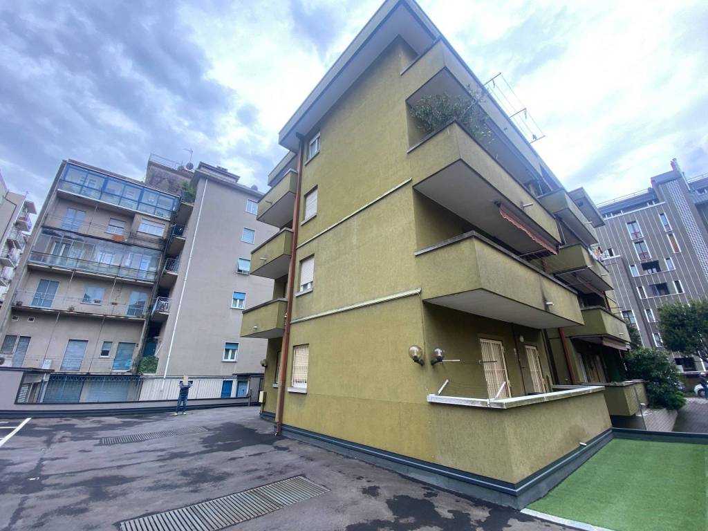 Appartamento a Lecco in Via Gabriele D'Annunzio - Foto 5