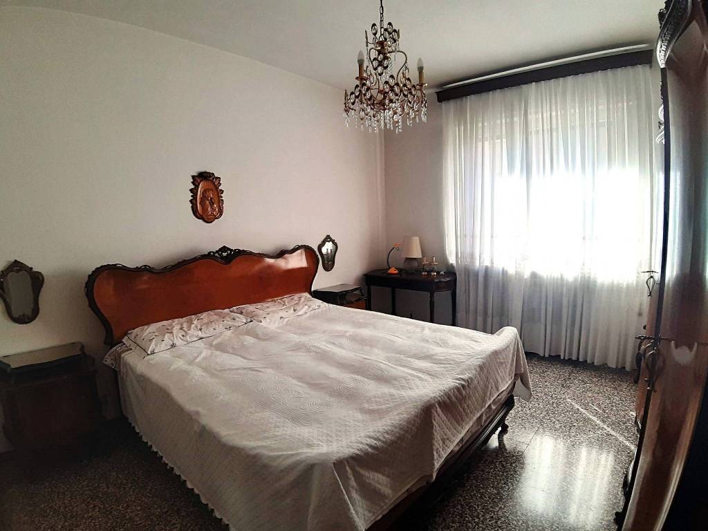 Appartamento a Tradate in Via Francesco Petrarca, 42 - Foto 2