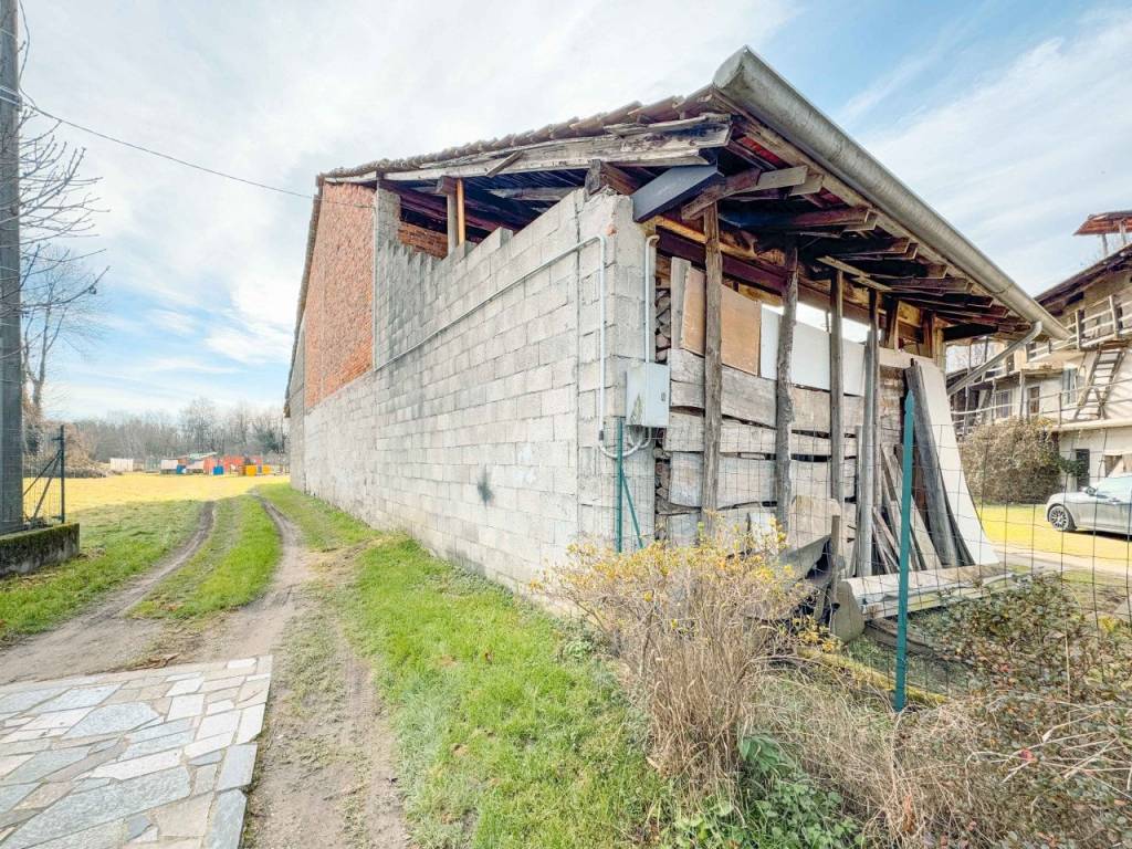 Rustico / casale a Borgomanero in Via Panighini, 6 - Foto 5