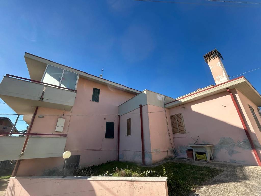 Villa a San giovanni teatino in Via dei Frentani - Foto 2