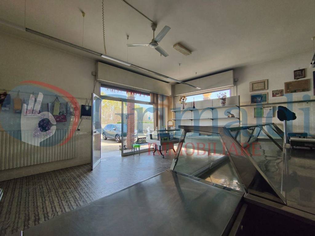 Rustico / casale a Borghetto lodigiano in VIA FRATELLI KENNEDY, 49 - Foto 3