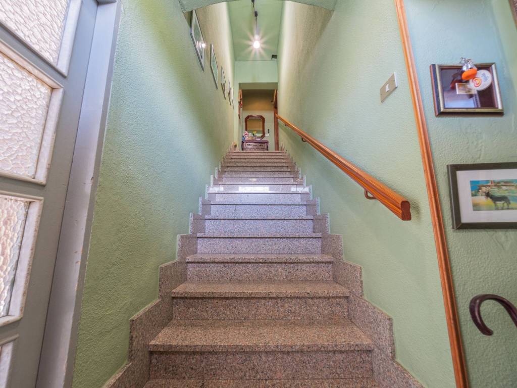 Rustico / casale a Asti in Frazione Quarto Inferiore - Foto 4