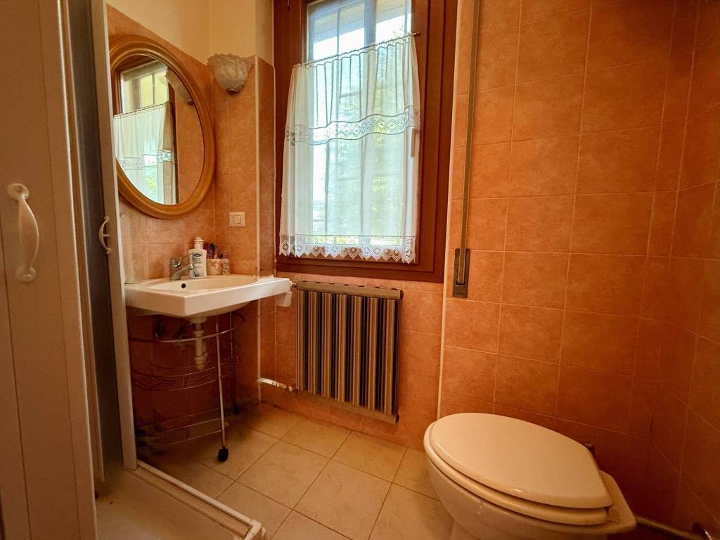 Appartamento a Arona in Via Filippo Turati, 8 - Foto 3