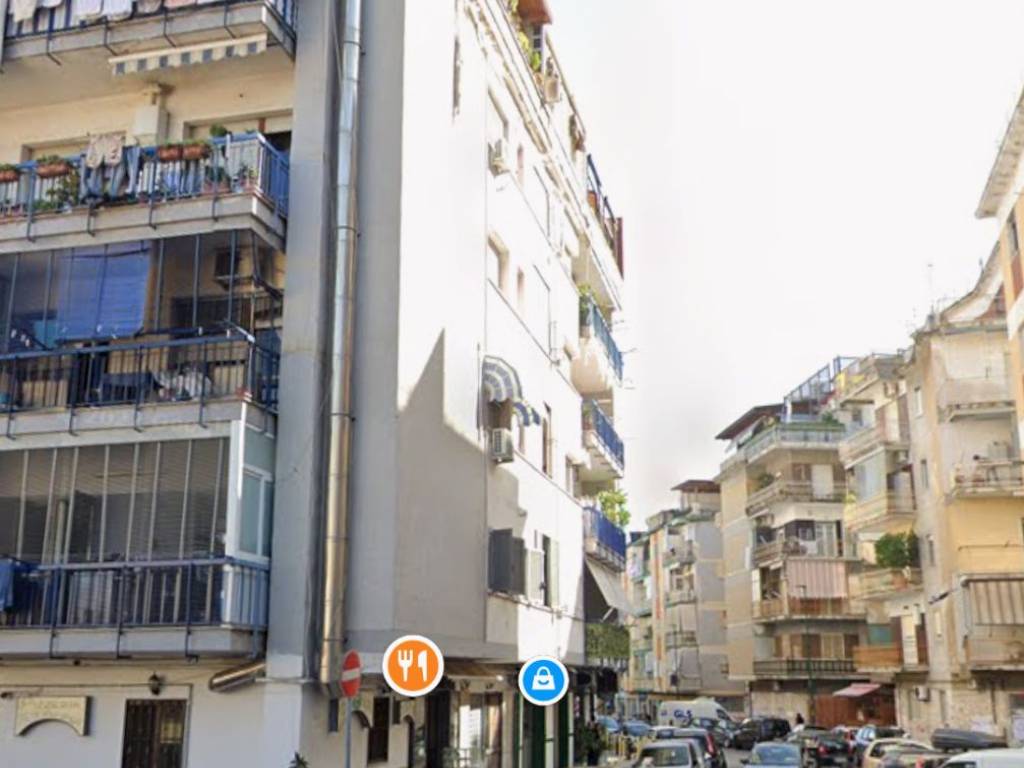 Appartamento a Napoli in Viale dei Pianeti - Foto 2