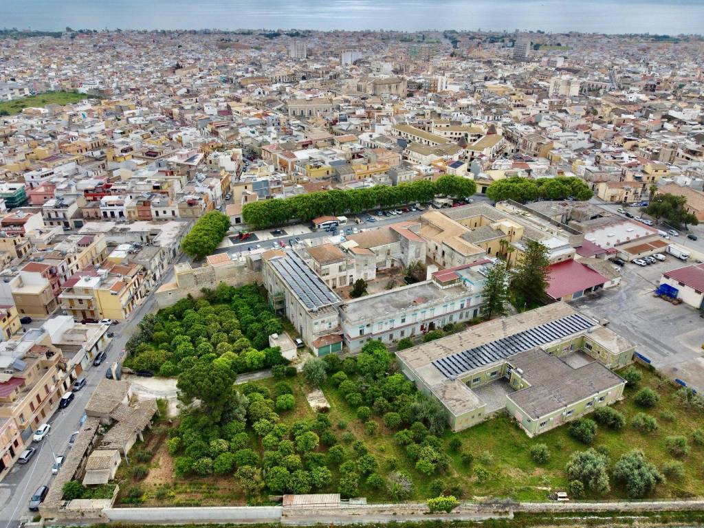 Rustico / casale a Avola in Piazza Francesco Crispi, 44 - Foto 2