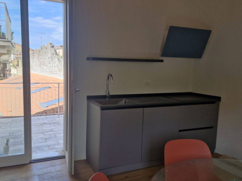 Attico / mansarda a Pietrasanta in Via Sant'Agostino - Foto 3