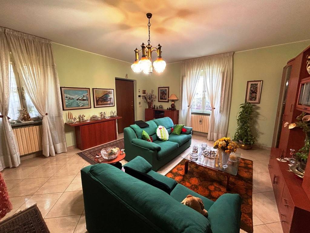 Villa a Vetralla in Via Palmiro Togliatti, 14 - Foto 5
