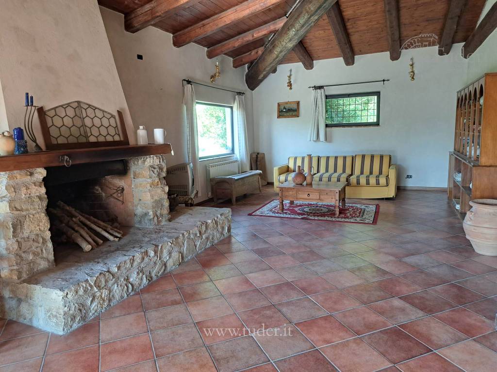 Rustico / casale a Todi in Vocabolo Sant'Antonio - Foto 2