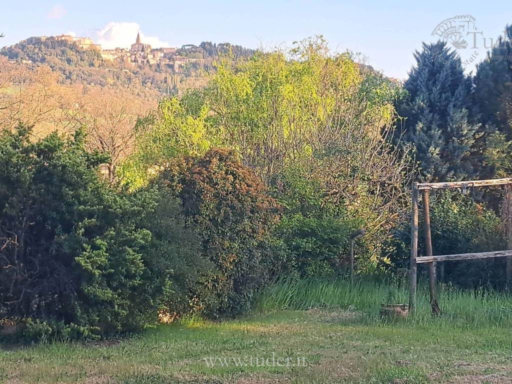 Rustico / casale a Todi in Vocabolo Sant'Antonio - Foto 4