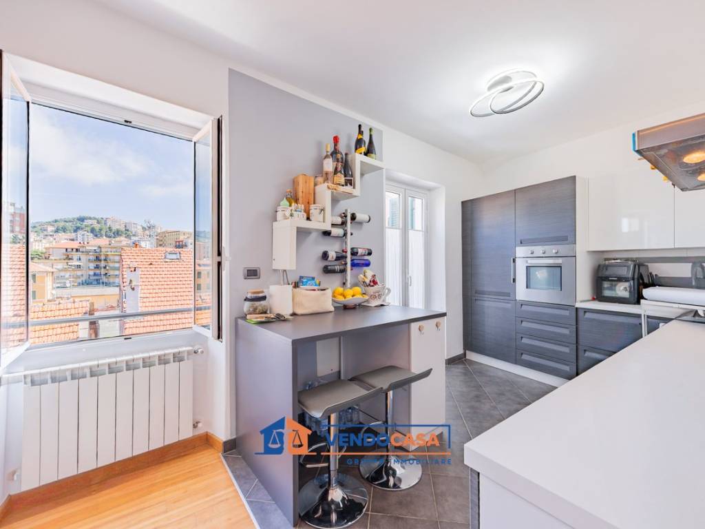 Appartamento a Imperia in Via Giuseppe Mazzini, 33 - Foto 5