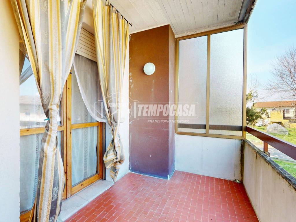 Appartamento a Reggiolo in Viale Luigi Einaudi 2 - Foto 5