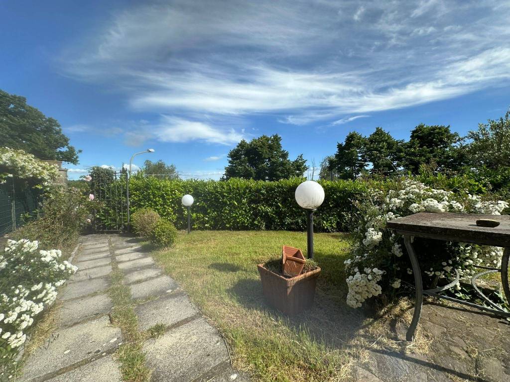 Villetta a schiera a San lorenzo nuovo in Via di Miralago, 1 - Foto 3