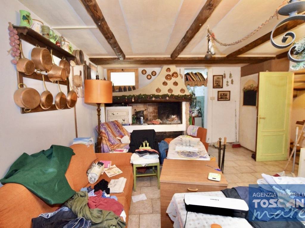 Appartamento a Castagneto carducci in Via Da verrazzano, 39 - Foto 5