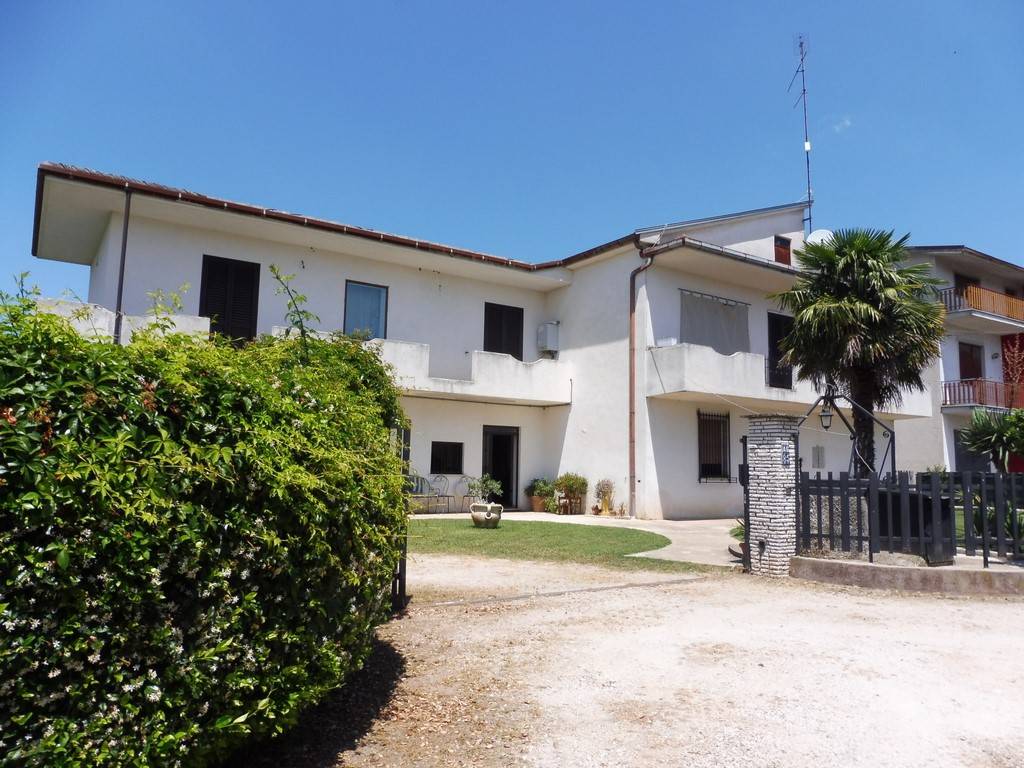 Villa a Ceccano in Via Cantinella - Foto 5