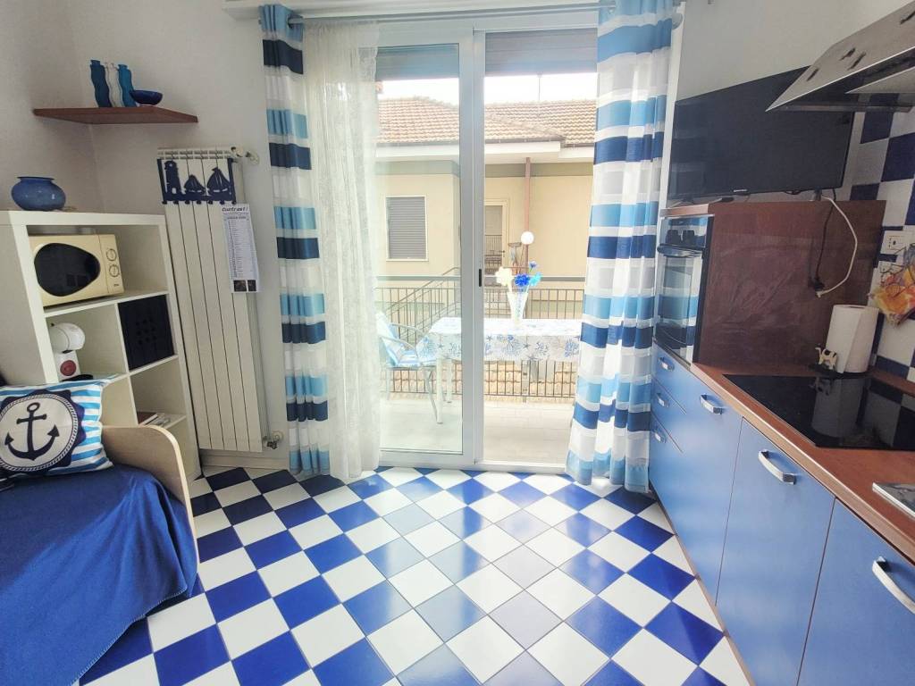 Appartamento a Diano marina in Via Fabio Filzi, 23 - Foto 5