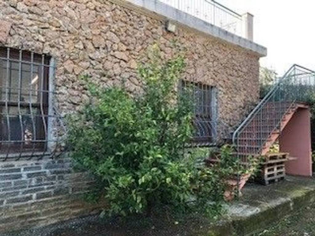 Villa a Cisano sul neva in Pianboschi - Foto 5