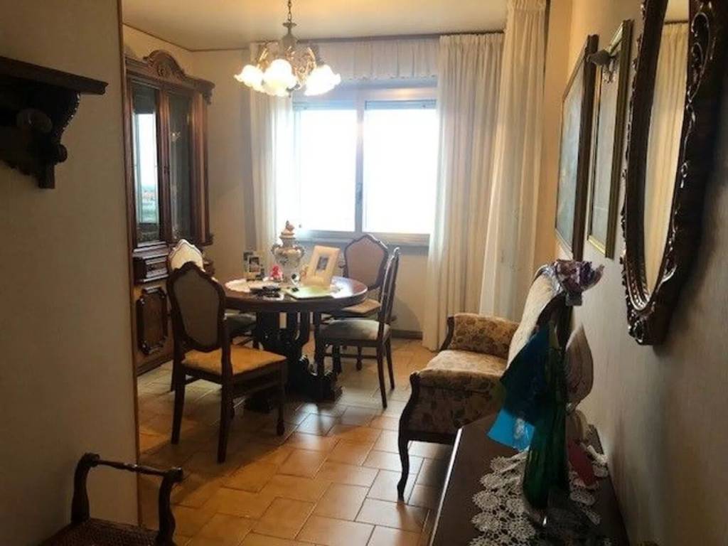 Appartamento a Albenga in Viale 8 Marzo - Foto 2