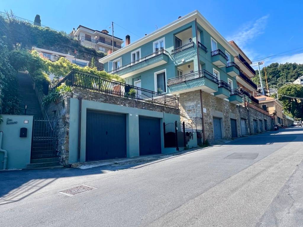 Appartamento a Alassio in Via Ignazio dell'Oro, 37 - Foto 2