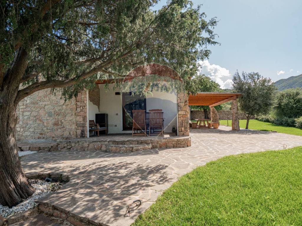 Villa a Loiri porto san paolo in Via di lu filicu, 6 - Foto 2