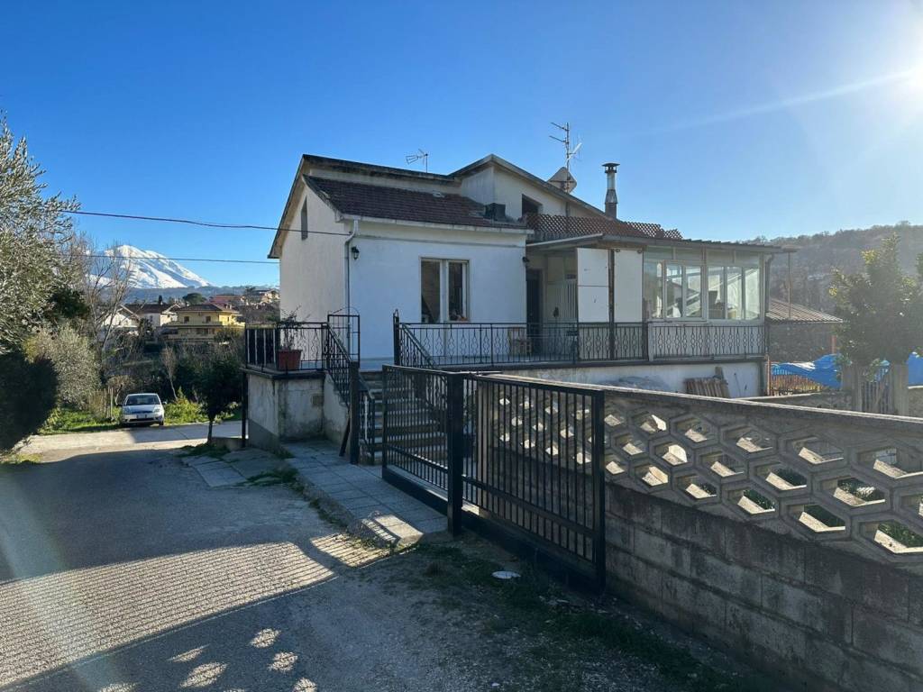 Villa a Alanno in Via della Scafa, 3 - Foto 4