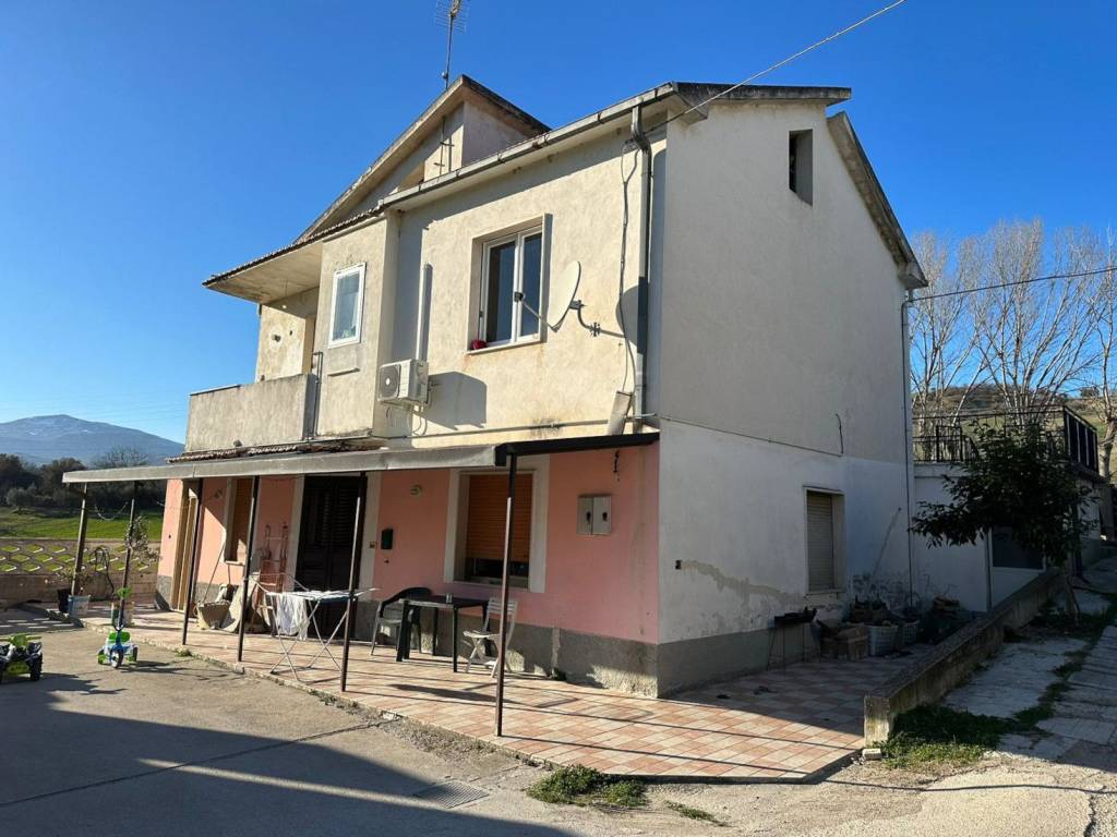 Villa a Alanno in Via della Scafa, 3 - Foto 5