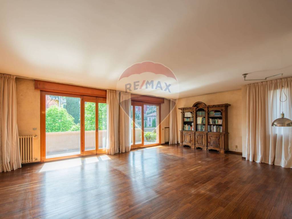 Appartamento a Bergamo in Viale vittorio Emanuele II, 23 - Foto 2