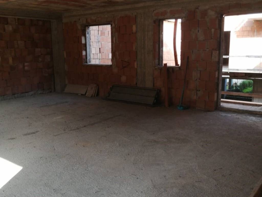 Villa a Trentola-ducenta in Via Natale di Roma - Foto 4
