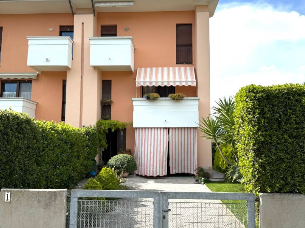 Villetta a schiera a Grado in Via Isola Panera, 1 - Foto 3